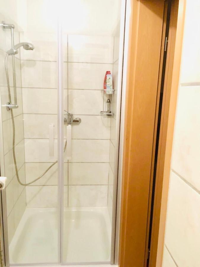 No2 Top Apartment4You - 3 Zimmer, 1-6 Pers, Saarbruecken - Jaegersfreude סארברוקן מראה חיצוני תמונה